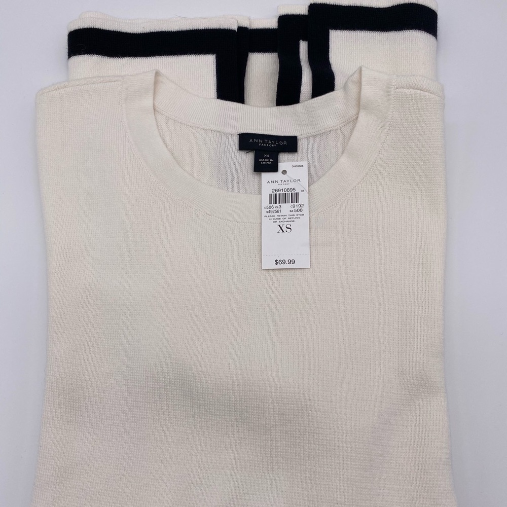 Ann Taylor Sweater size XS